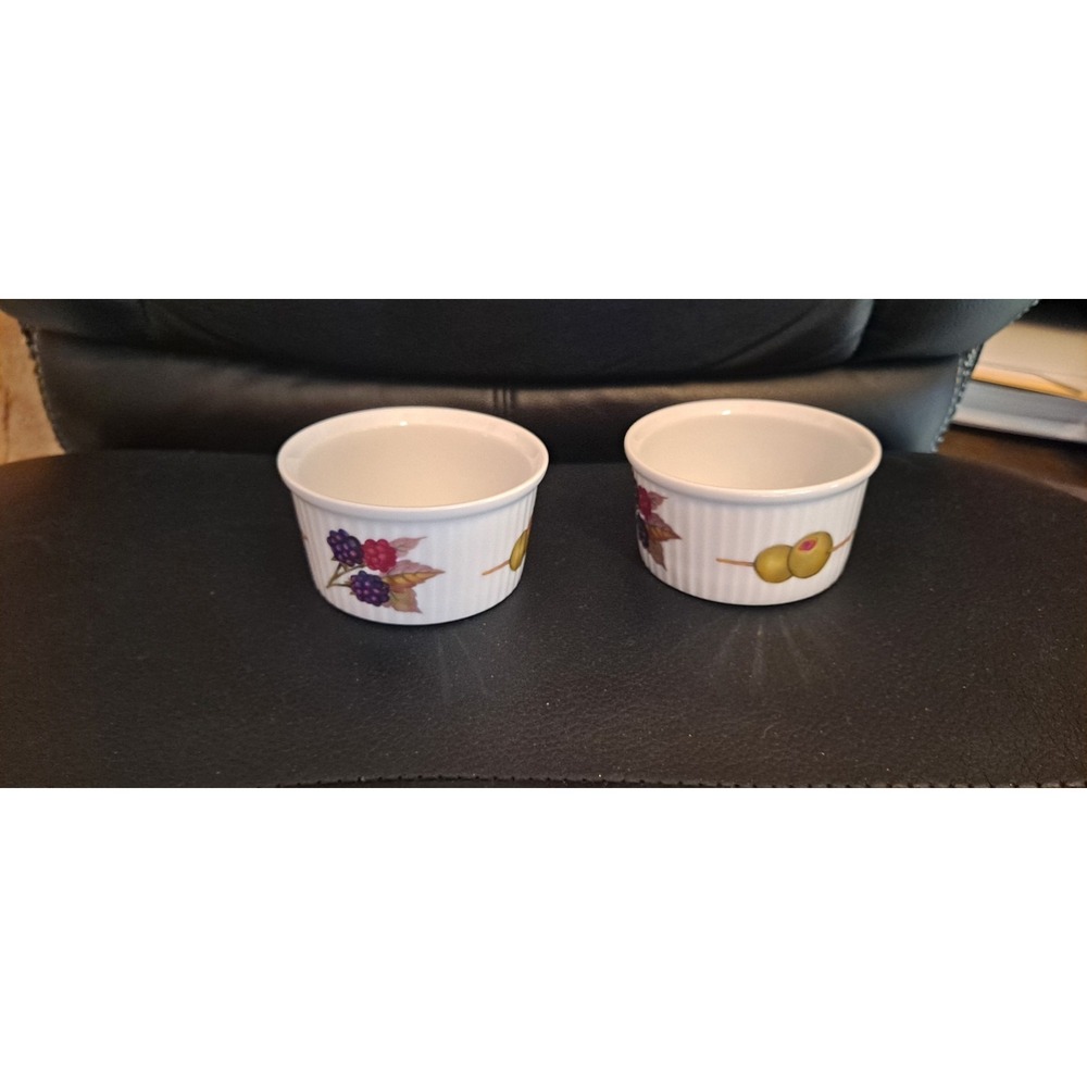 Royal Worcester Fine Porcelain Evesham Ramekins 3.25"‎ Lot of 2 Made in England